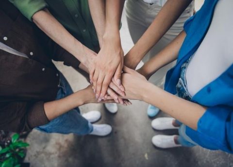 L’impegno di Korian contro la violenza di genere tra prevenzione, consapevolezza e sostegno concreto